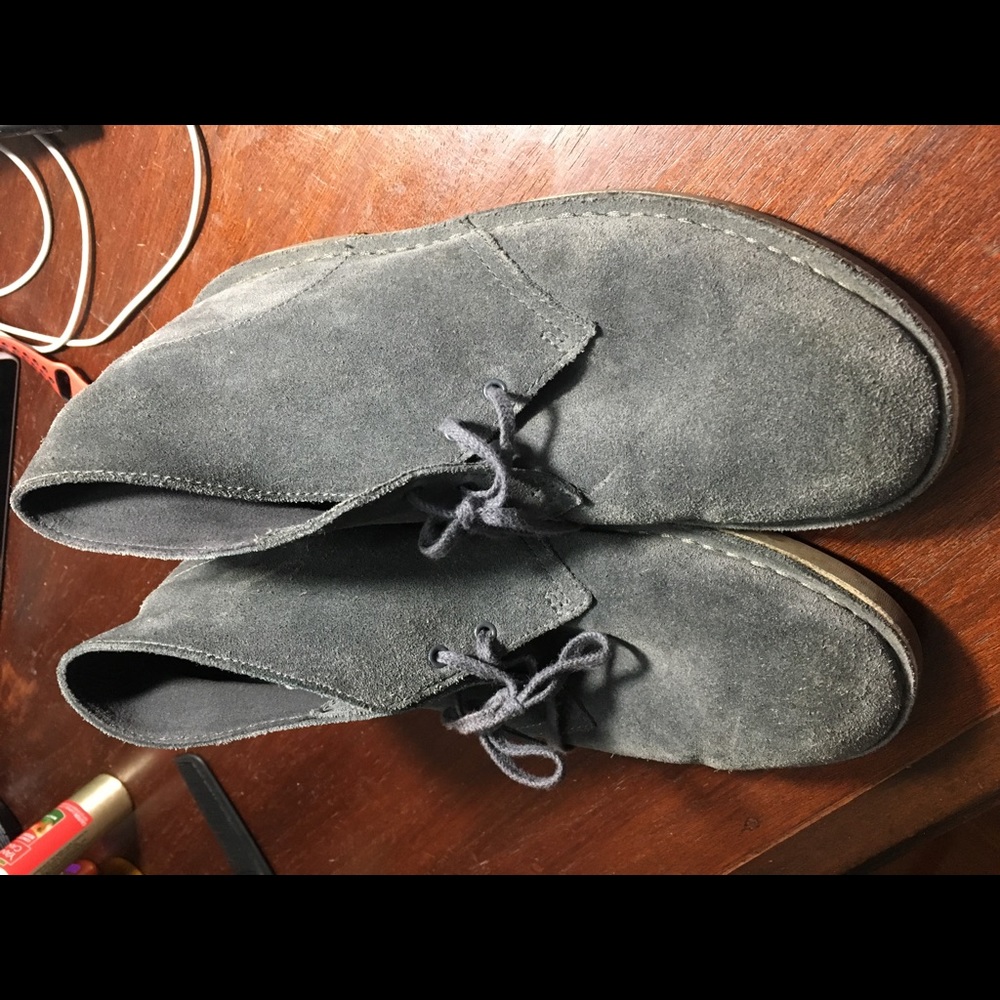 Clarks grey suede boots
